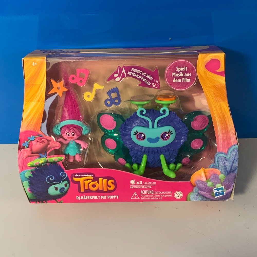 New Hasbro HasbroTrolls Bug DJ Console with Poppy Figure Play Set ...